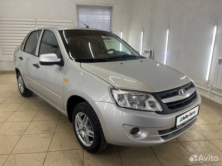 LADA Granta 1.6 МТ, 2014, 201 260 км