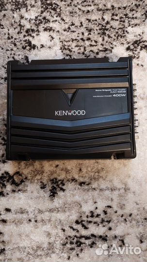 Автомобильный усилитель для сабвуфера