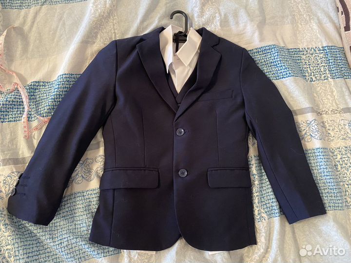 Школьный костюм на мальчика 122