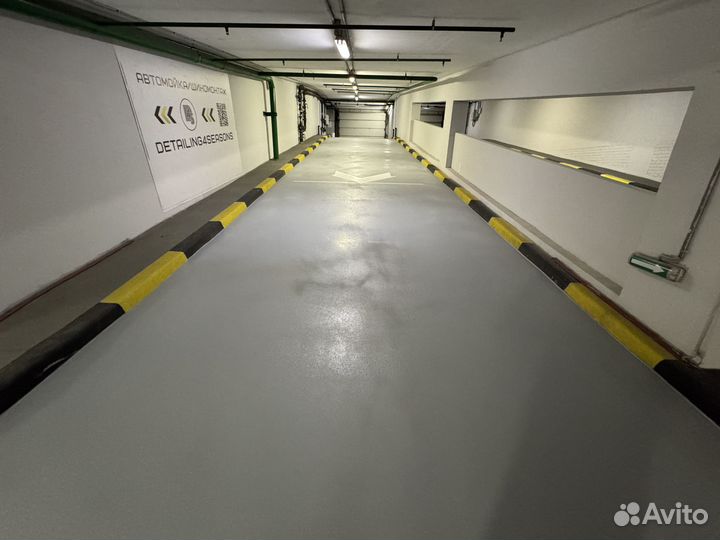 Бетонный полы в подземном паркинге