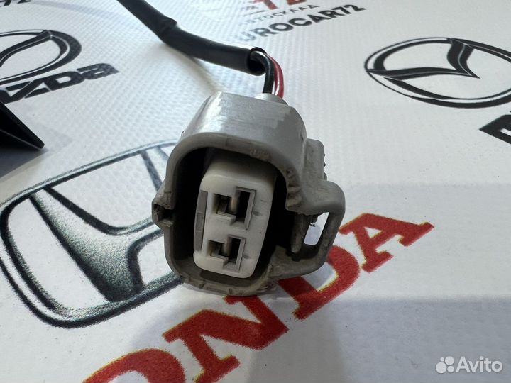 Датчик уровня бачка омывателя Mazda 6 GH 2007-2012