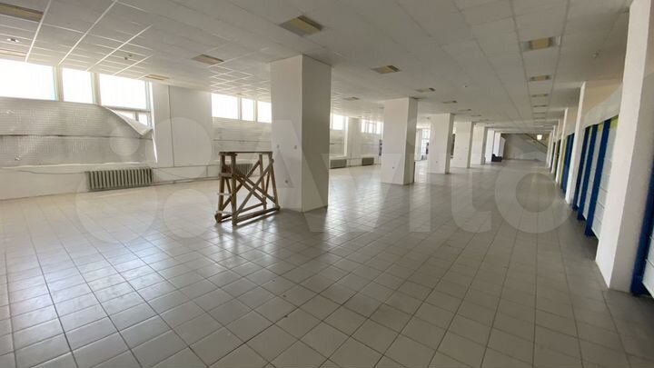 Помещение 1000 м²