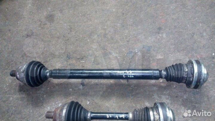 Полуось передний Volkswagen Passat B6 2.0TDI