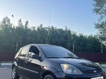 Ford Fiesta 1.3 MT, 2008, 212 000 км, с пробегом, цена 350 000 руб.