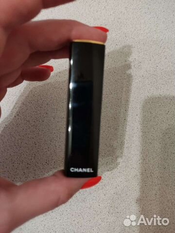 Помада Chanel allure velvet 47