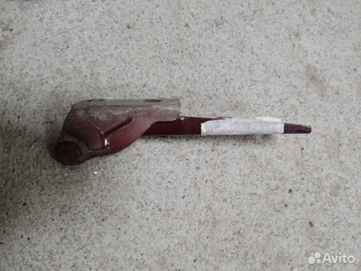 Петля капота левая Hyundai Accent седан тагаз G4EC