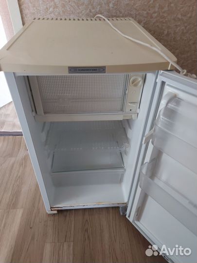 Холодильник б/у