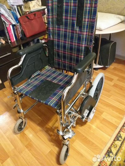 Инвалидная коляска складная бу