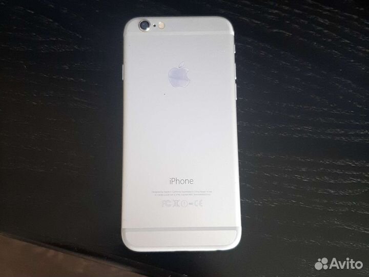 Телефон iPhone 6