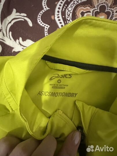 Ветровка asics