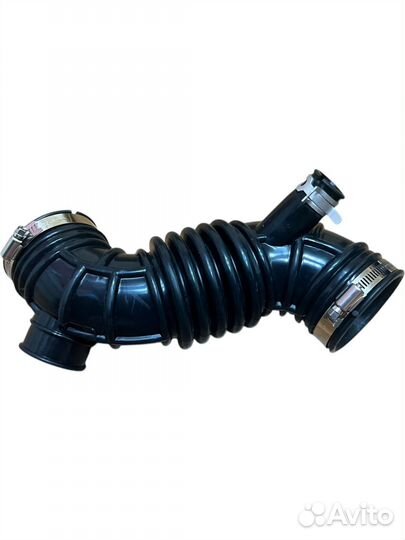 Гофра патрубок воздушного фильтра Nissan Serena C2
