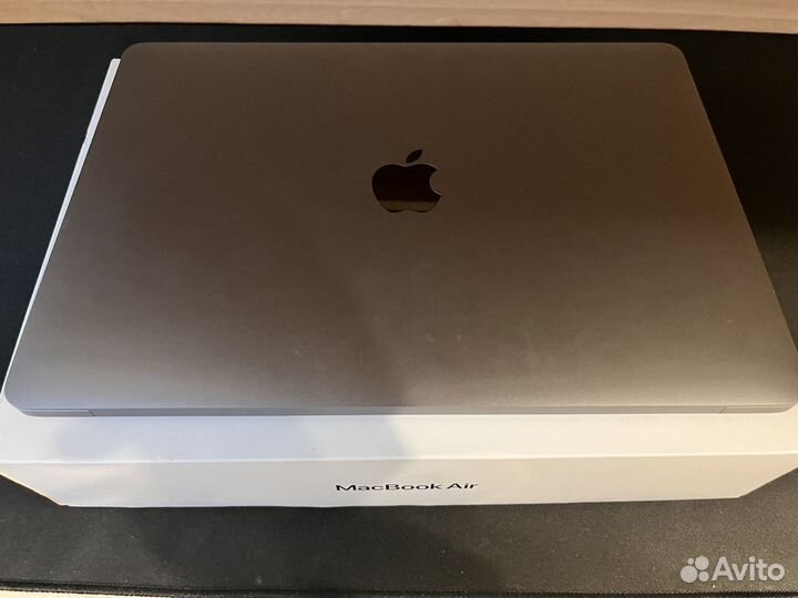 Apple MacBook air 13 2020 m1