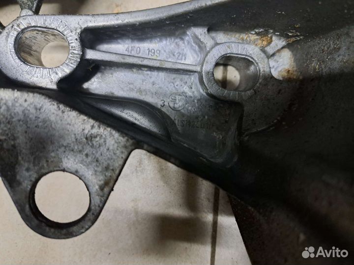 Кронштейн подушки двигателя левый ауди а6 с6