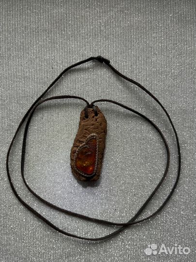 Славянские обереги янтарь