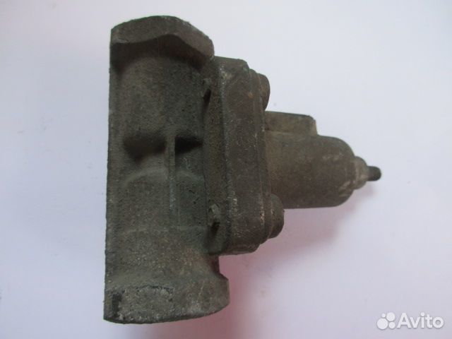 Клапан пневматический Volvo FH12 FH16