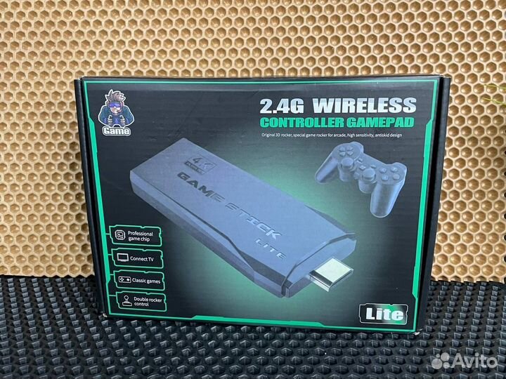 Игровая приставка Game stick + 2 Джостика
