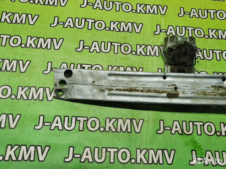 Усилитель переднего бампера Mitsubishi Colt