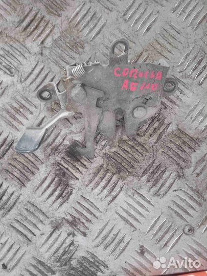 Замок капота Тойота Королла AE110