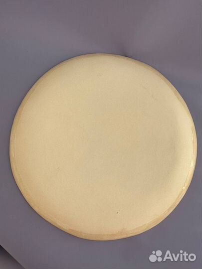 Керамическая тарелка ручной работы