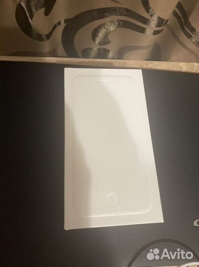 Коробка от iPhone 6