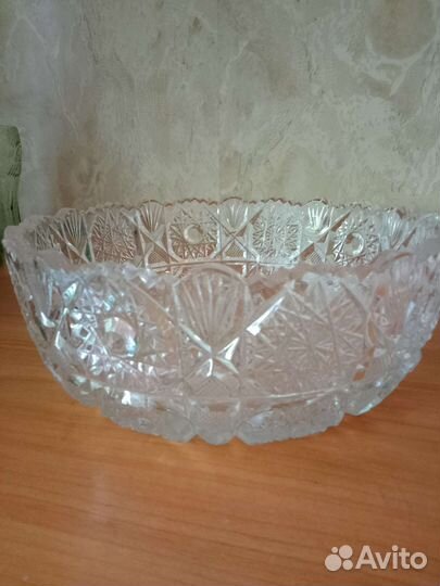 Хрустальная салатница
