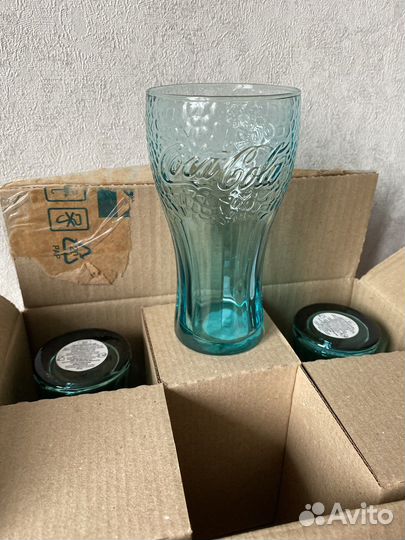 Стаканы кока кола. Mc Donald’s