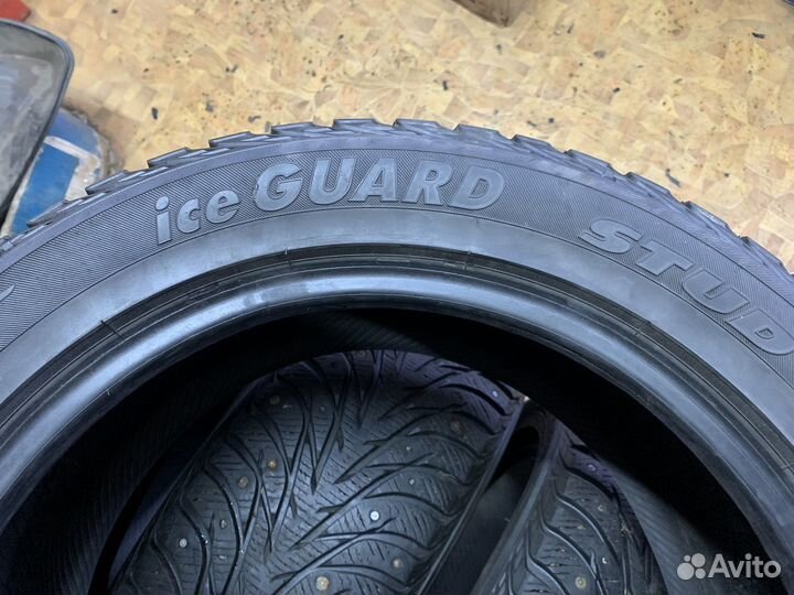 Yokohama Ice Guard Stud IG55 215/55 R17 98T
