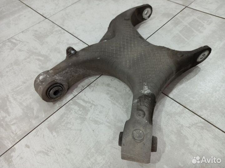 Рычаг подвески нижний задний левый Bmw X5 E70