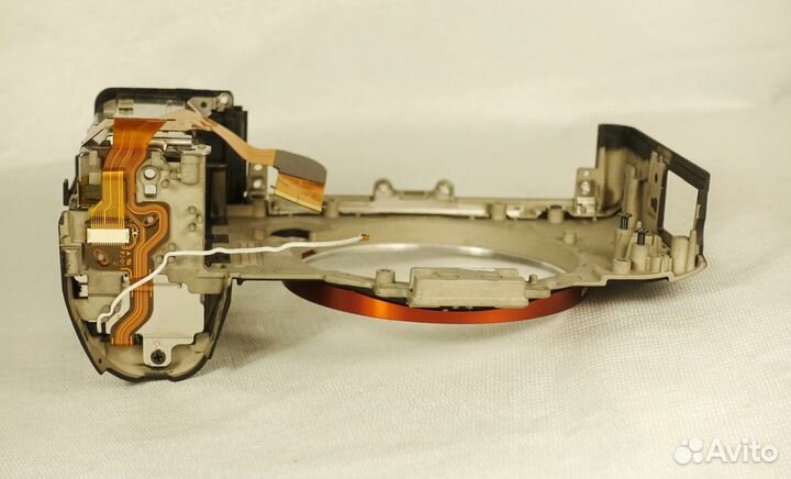 Передняя часть корпуса Sony A7 III