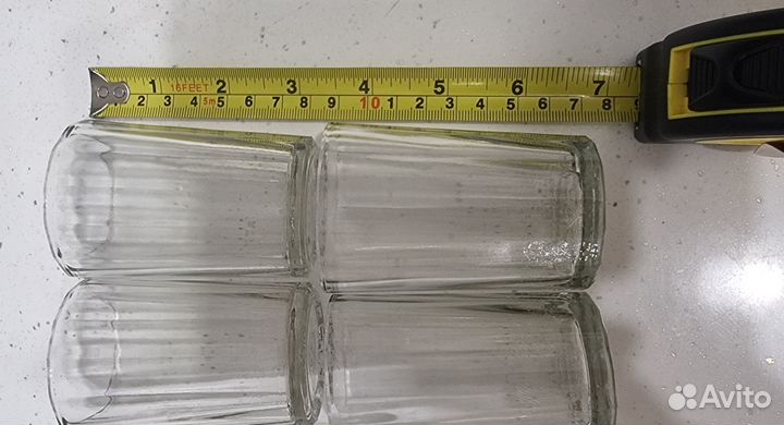 Бокалы для вина, стаканы и кружки