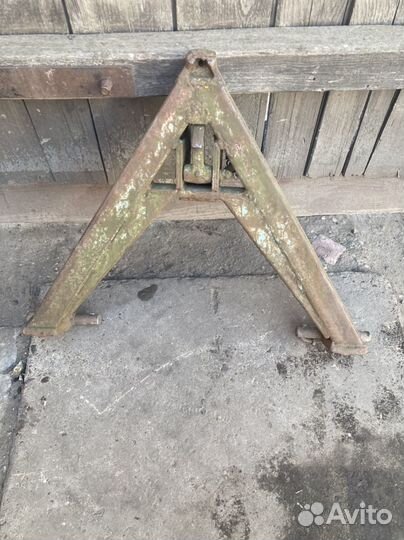 Треугольник на Т 150 мтз