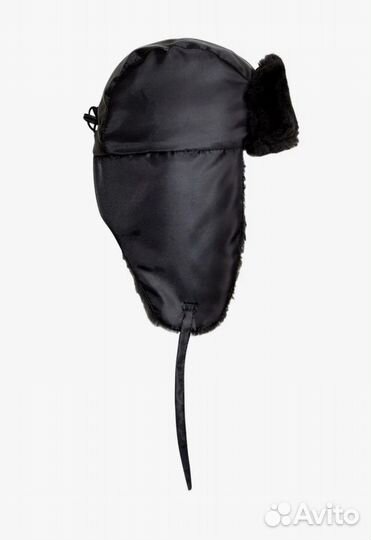 Шапка зимняя и перчатки горнолыжные