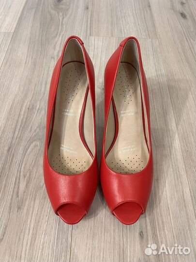 Туфли Rockport by adidas красные 38 размер