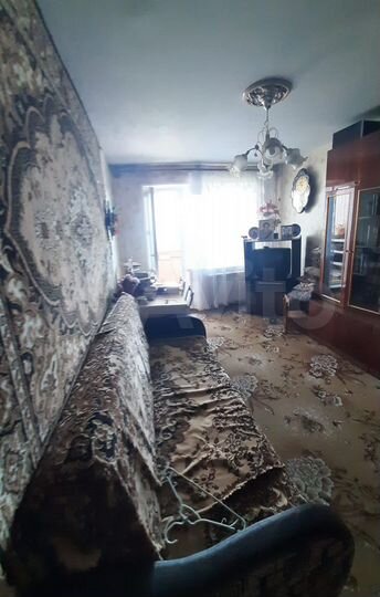 2-к. квартира, 49 м², 9/9 эт.