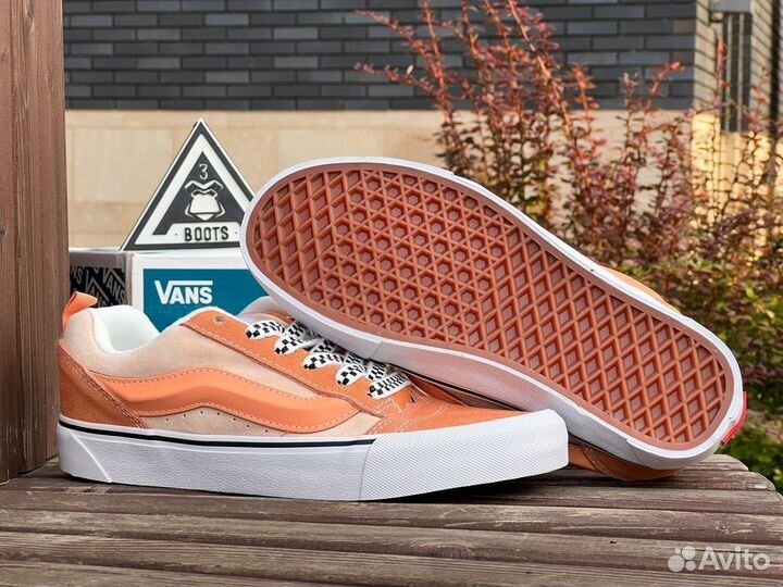 Кроссовки Vans Knu Skool VLT LX «Peach Dust»