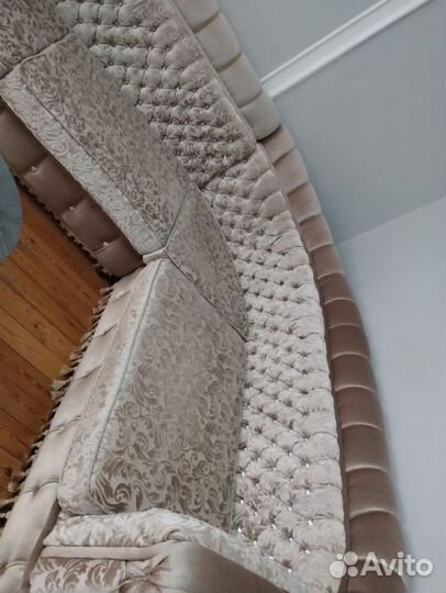 Угловой диван