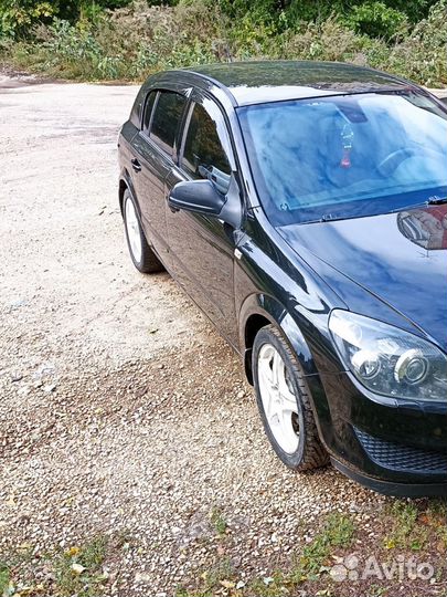 Литые диски r17 на Opel астра h