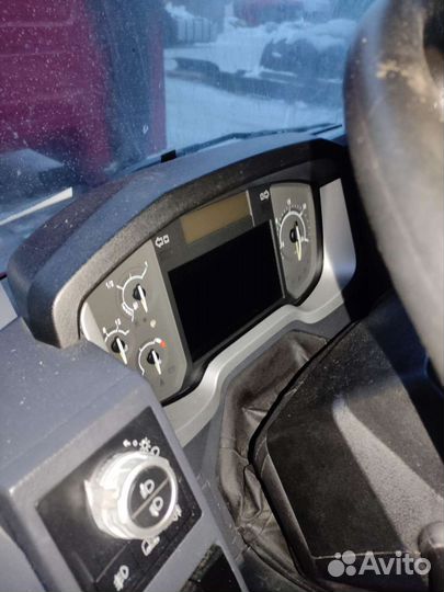 Панель приборов Renault T 2015 год