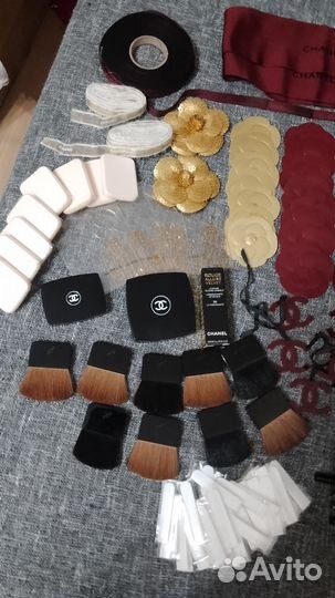 Chanel Аксессуары для макияжа