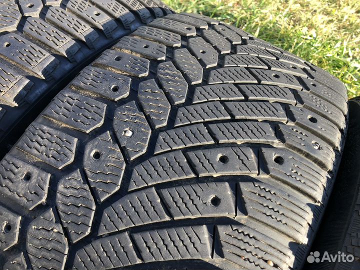 Continental ContiIceContact 235/45 R17