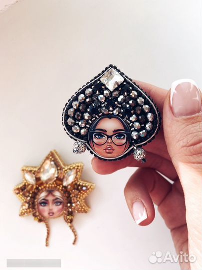 Брошь ручной работы