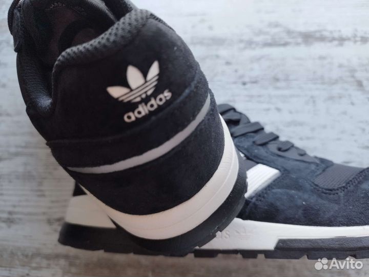 Кроссовки adidas