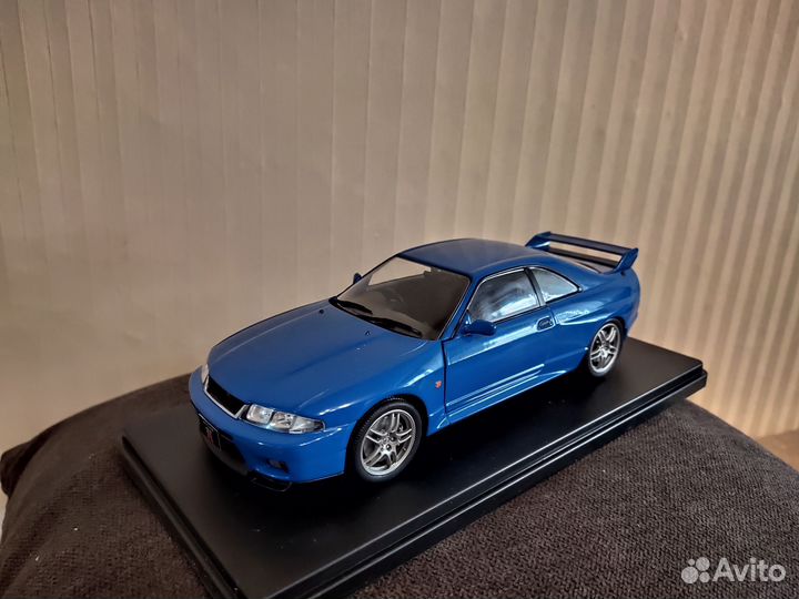 Модель Nissan skyline r33