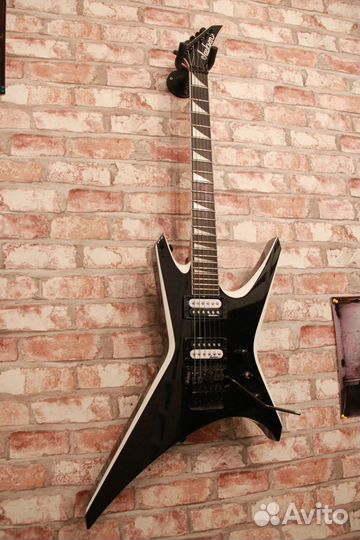 Jackson JS32 warrior + чехол В подарок