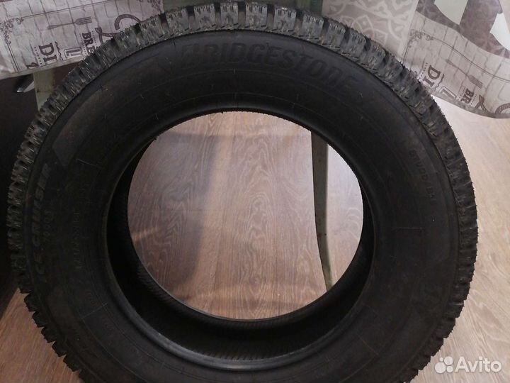 Bridgestone Ice Cruiser 7000 17.5/70 R14 84T