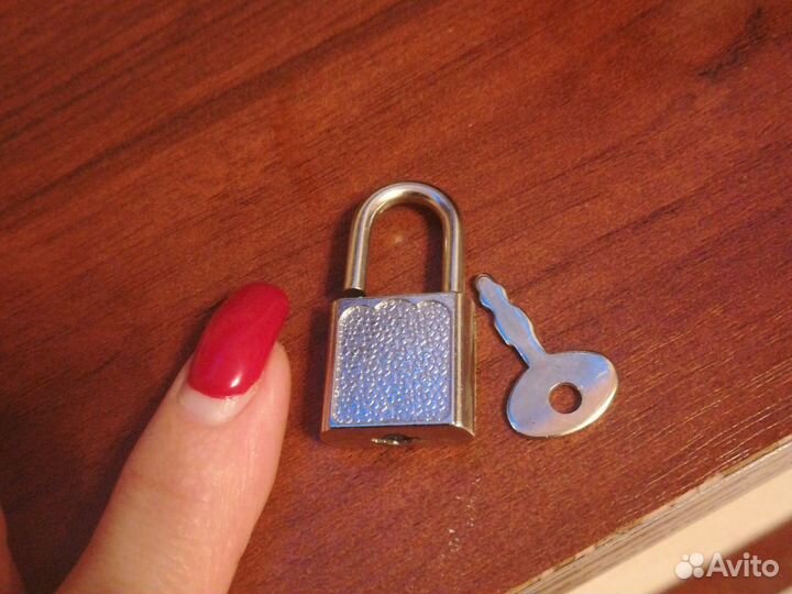 Замок навесной на чемодан /сумку