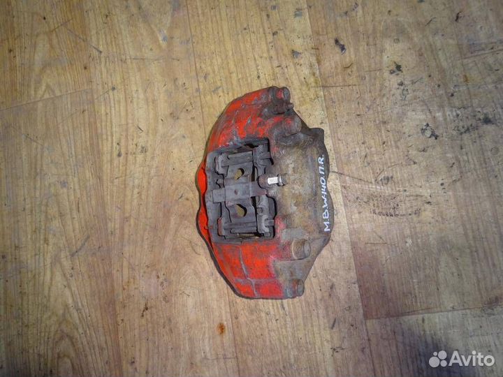 Суппорт передний правый Mercedes Benz W140 1991-1