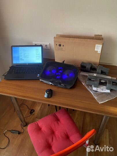 Ноутбук HP 15-ac 113ur, 15.6”,мышь,подставка