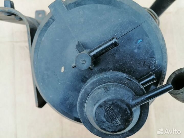 Адсорбер Nissan Terrano WD21 VG30