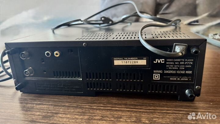 Видеомагнитофон VHS JVC P77